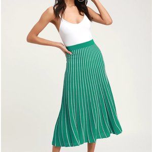 ASTR the Label | Green Striped Pleated Midi Skirt